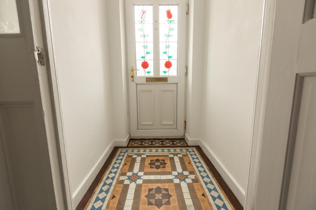 House in Llansamlet - View 3