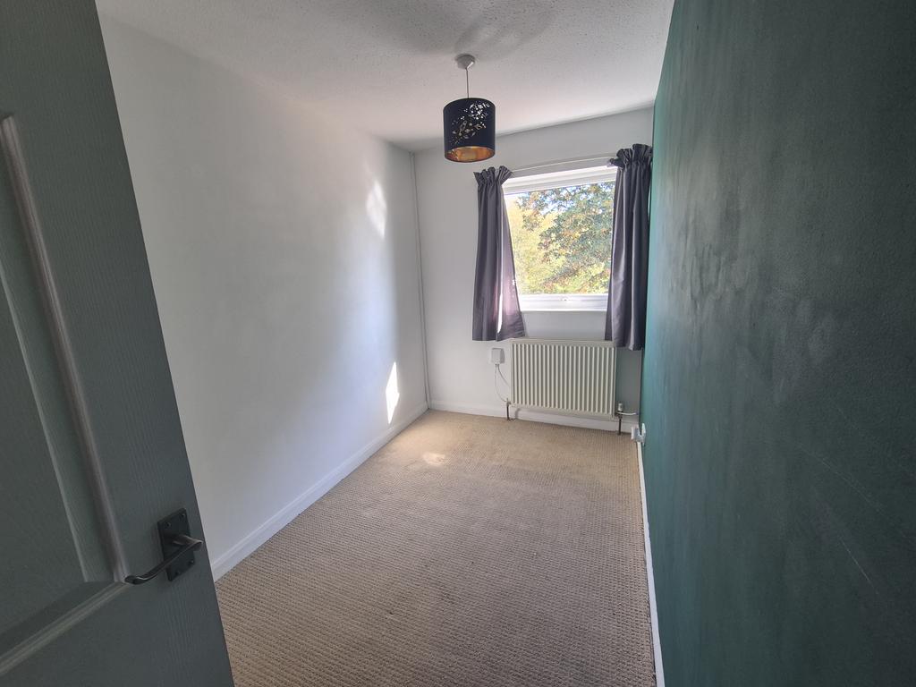 House in Bedford - View 5