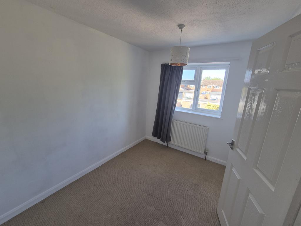 House in Bedford - More