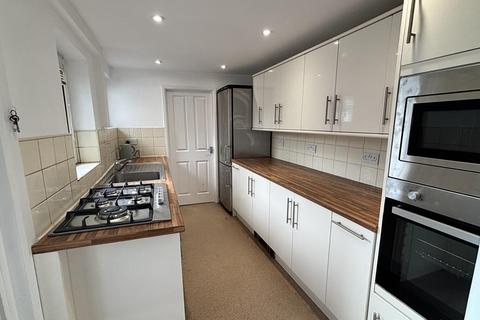 3 bed terraced house for rent in Howard Street, Kendal