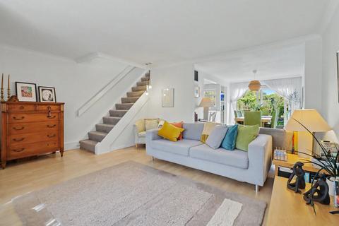 3 bedroom terraced house for sale, Buckingham Gardens, West Molesey, KT8