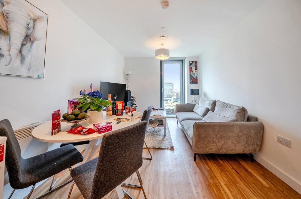 Apartment in Greater Manchester - View 4