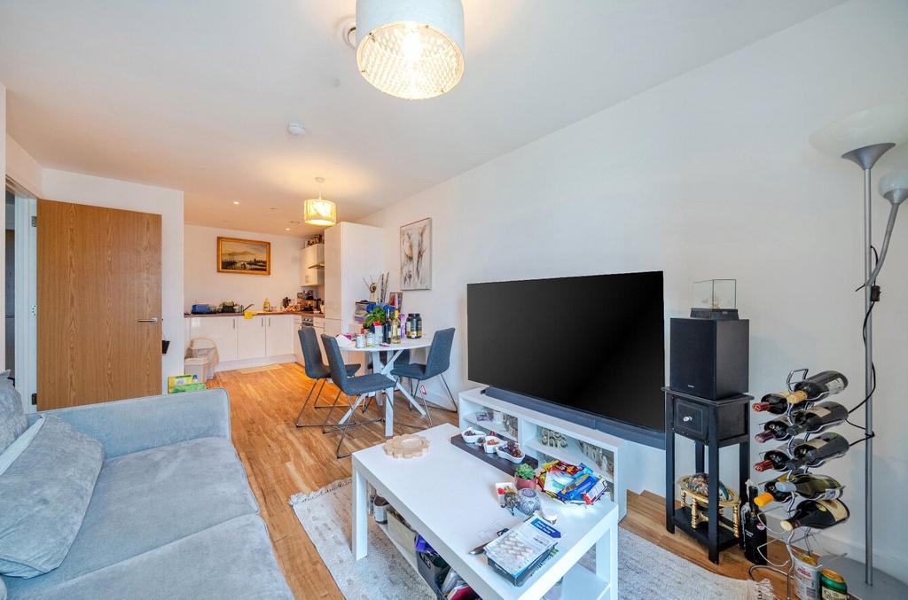 Apartment in Greater Manchester - View 5