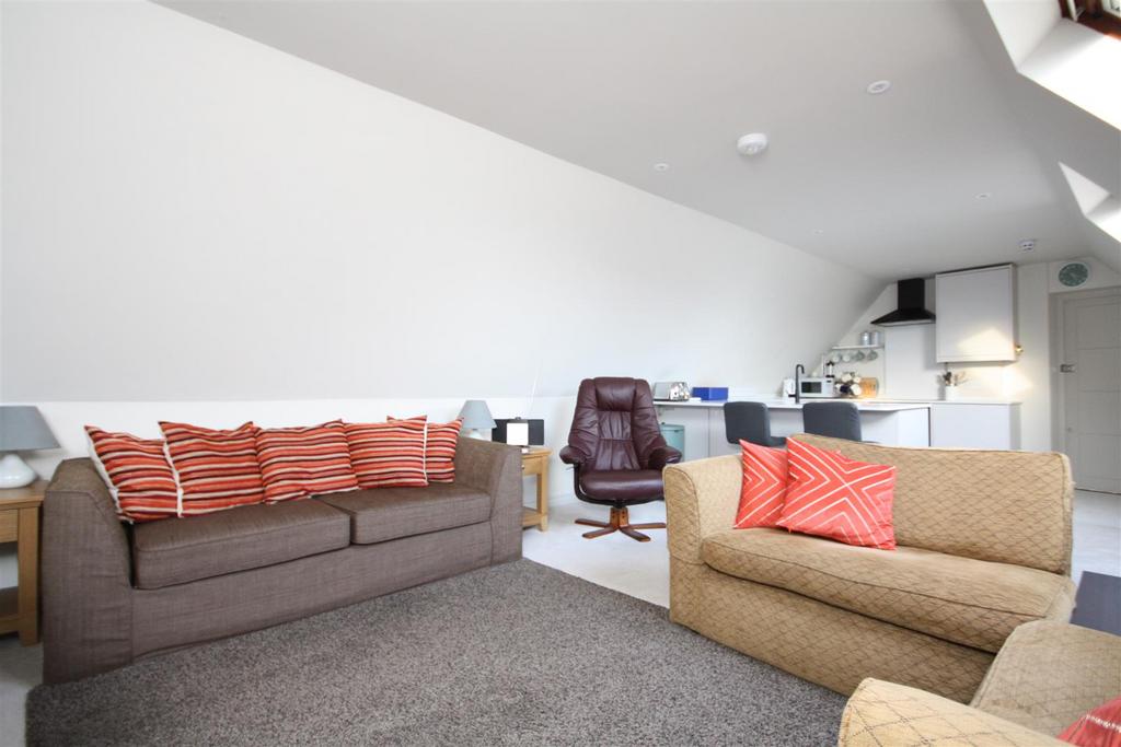 House in Ripley - View 3