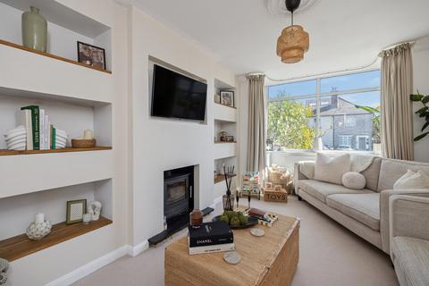 3 bedroom detached house for sale, Worplesdon Road, Guildford, Surrey, GU2