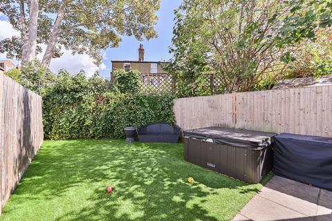 1 bedroom terraced house for sale, Manville Gardens, Heaver Estate, London, SW17