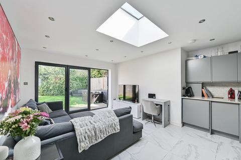 1 bedroom terraced house for sale, Manville Gardens, Heaver Estate, London, SW17