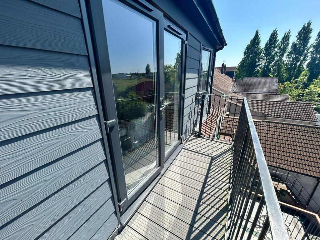 Apartment in Bristol - View 2
