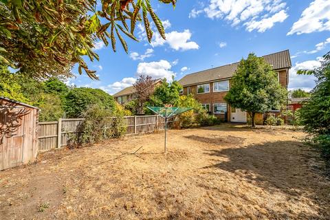 3 bedroom maisonette for sale, Hope Park, Bromley