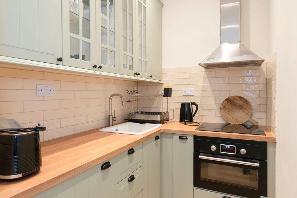Apartment in Edinburgh - View 4