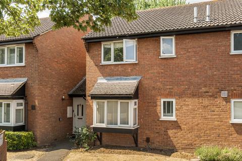 undefined, Firs Close, Mitcham CR4