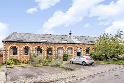 1 bedroom duplex for sale, St. Rualds Close, Wallingford
