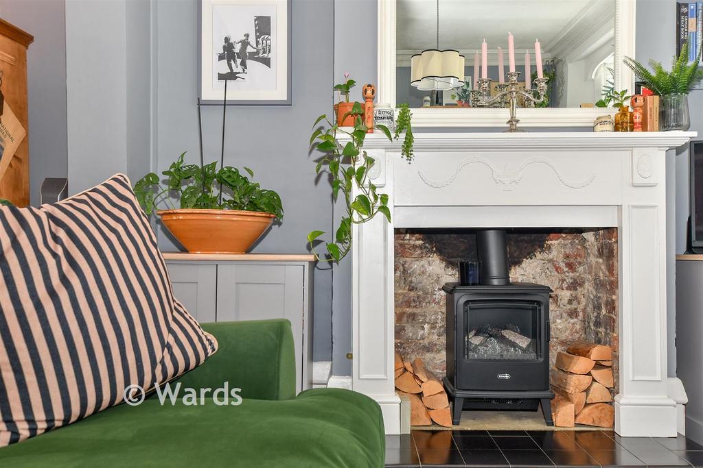 House in Ashford - View 5