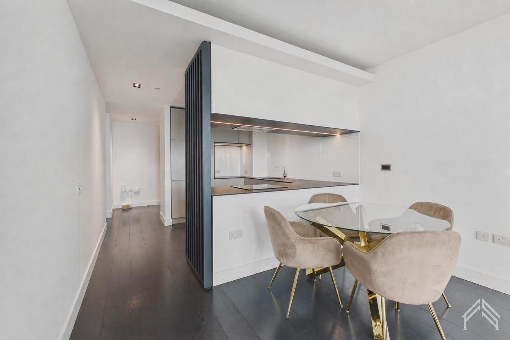 Apartment in London, St John's Estate, Isle of Dogs - View 2
