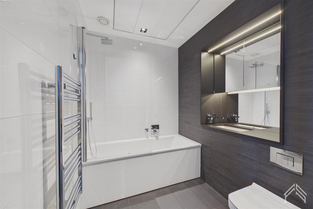 Apartment in London, St John's Estate, Isle of Dogs - View 5