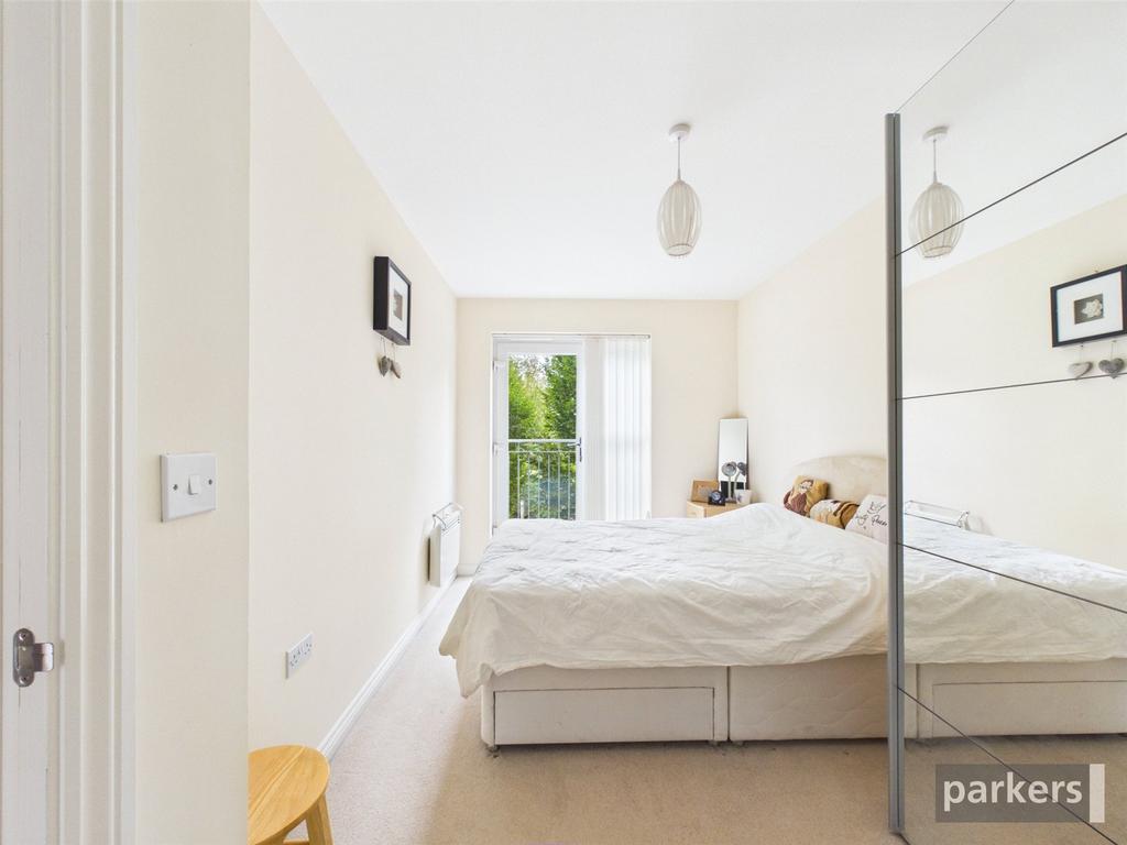 Apartment in Berkshire - View 5