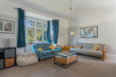 4 bedroom semi-detached house for sale, The Drive, Wallington, SM6