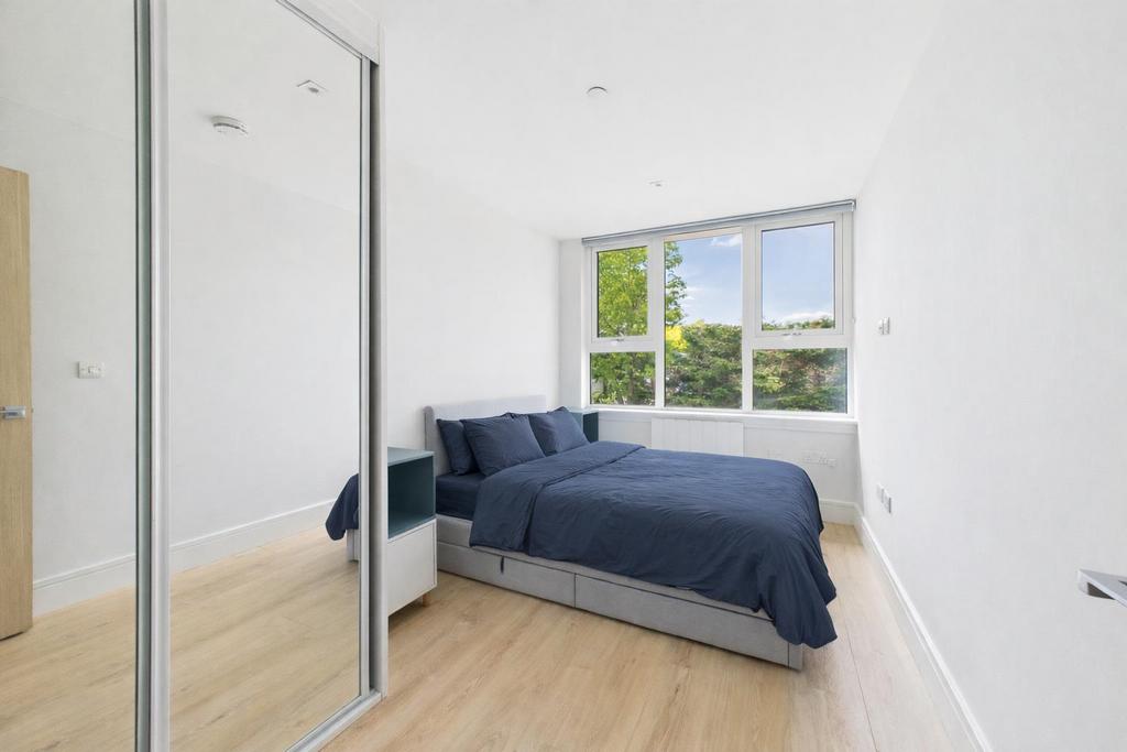 Apartment in Harrow - View 2