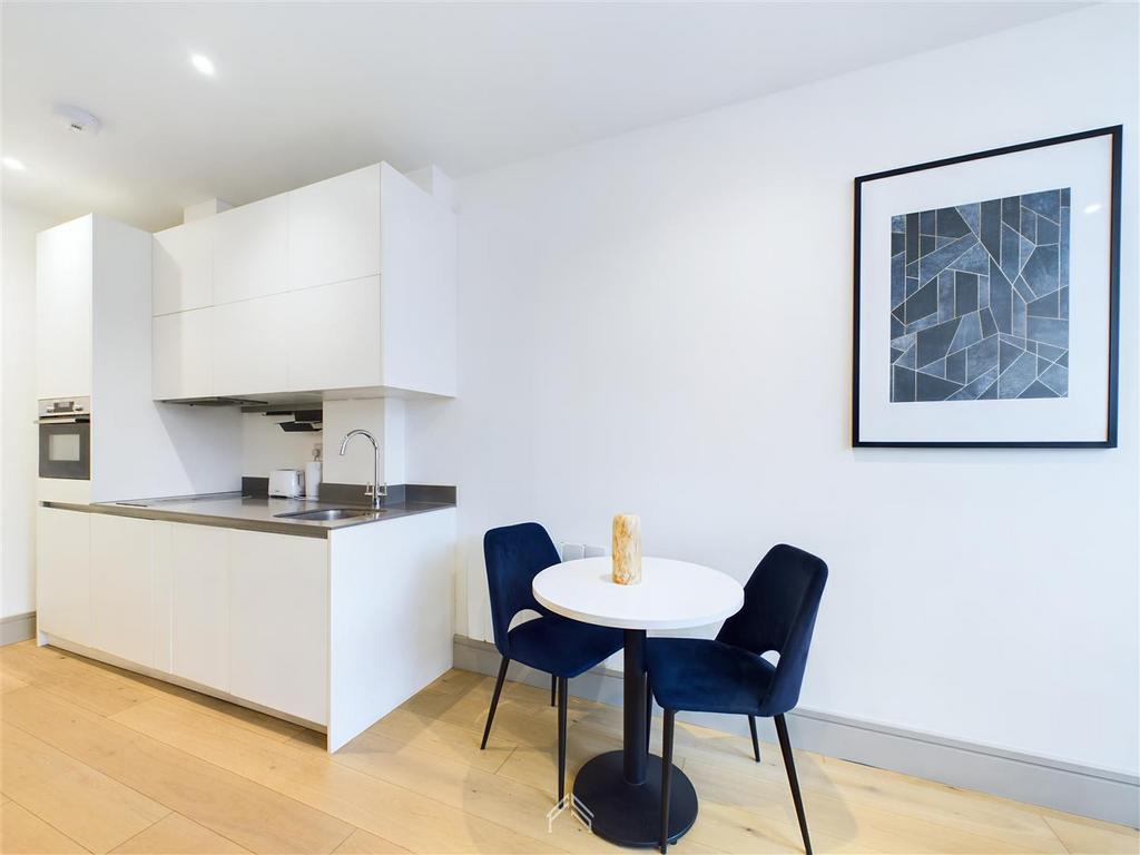 Apartment in Harrow - View 4