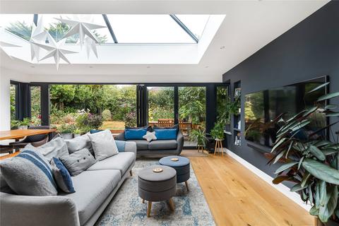4 bedroom detached house for sale, Glenville Gardens, Surrey GU26