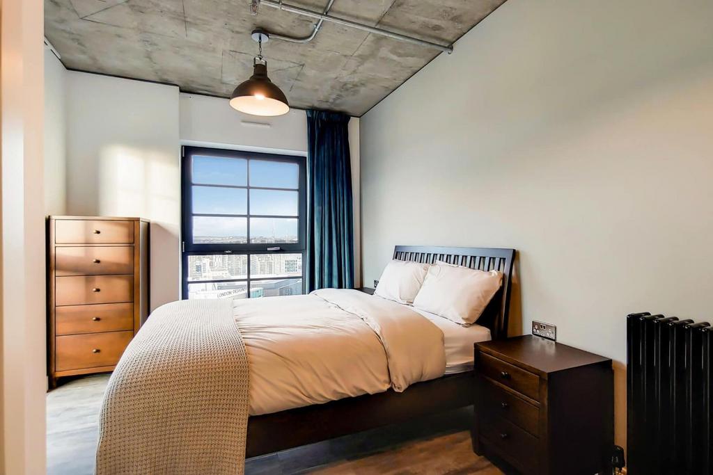 Apartment in Wembley - View 5