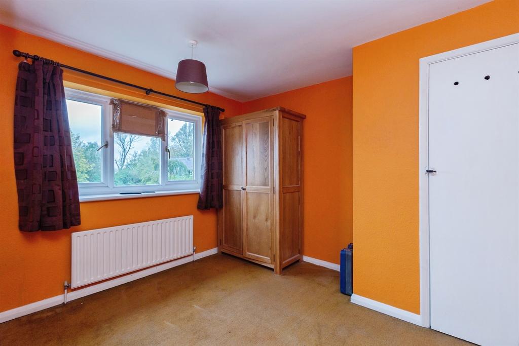 House in Aylesbury - View 5
