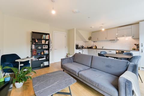 2 bed flat/apartment for rent in Apartment 14, Cable House, 2 Echo Walk RG14