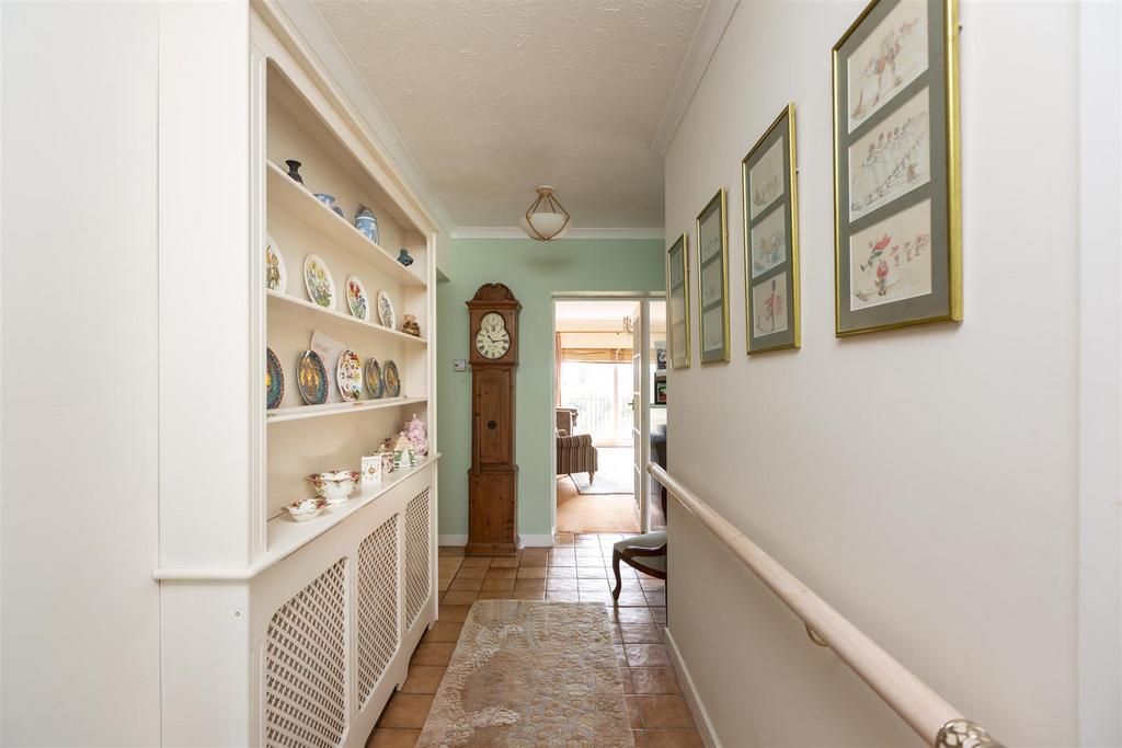 House in Swansea, Sketty - View 3