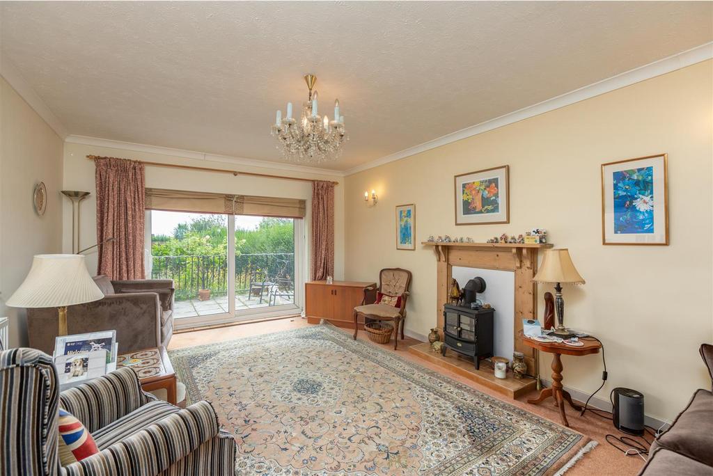 House in Swansea, Sketty - More