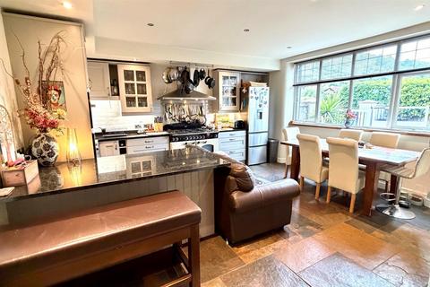 3 bedroom semi-detached house for sale, Bryn Y Bia Close, Craigside, Llandudno
