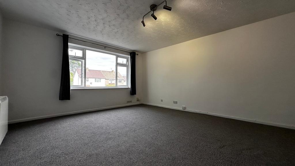 Apartment in Bristol, Patchway - View 4