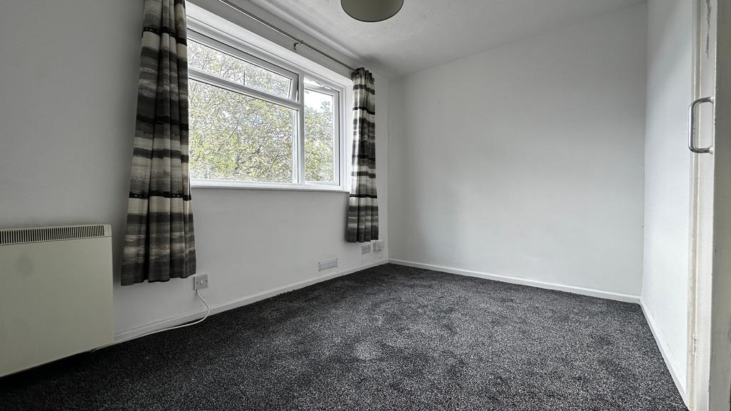 Apartment in Bristol, Patchway - More