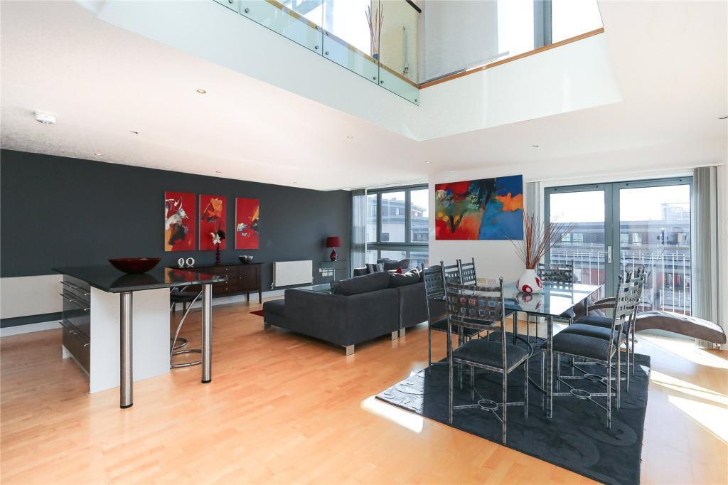 Apartment in Birmingham, West Midlands - View 2
