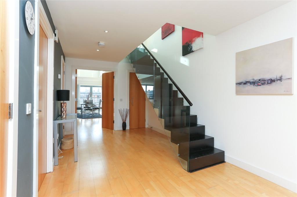 Apartment in Birmingham, West Midlands - View 4