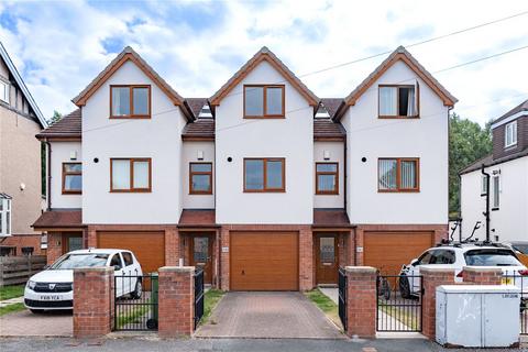 Fearnville Place, Leeds, West Yorkshire