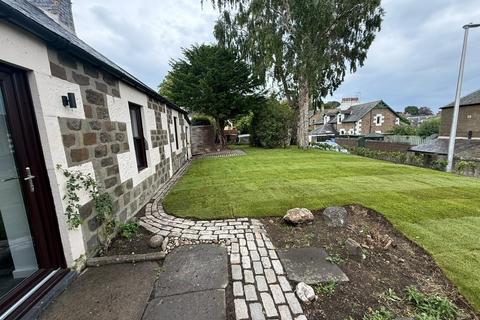 2 bedroom detached bungalow to rent, Seafield Rd, Broughty Ferry DD5