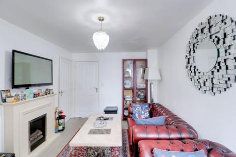 2 bedroom terraced house for sale, Belhouse Avenue, South Ockendon RM15