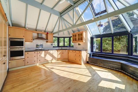 4 bedroom detached house for sale, Longdown Lane South, Epsom