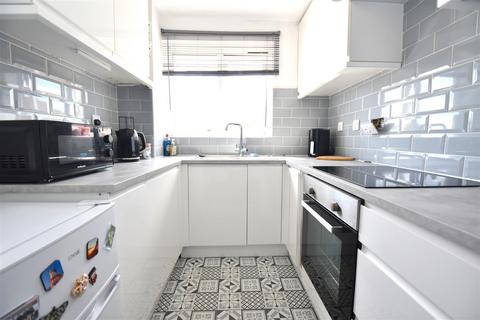 Studio for sale, Lesney Gardens, Rochford