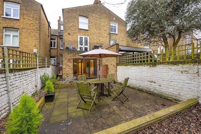 Apartment in London - View 4