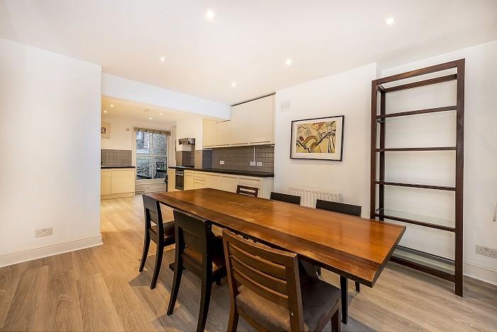 Apartment in London - View 5
