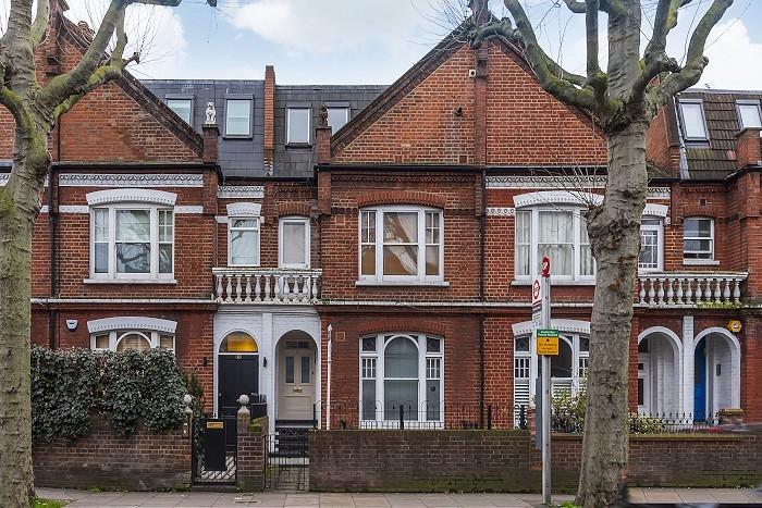 Apartment in London - More