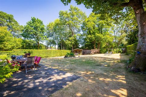 4 bedroom detached house for sale, Haslemere Road, Witley, Godalming