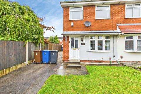 2 bedroom semi-detached house to rent, Trecastell Close, Wigan, WN1