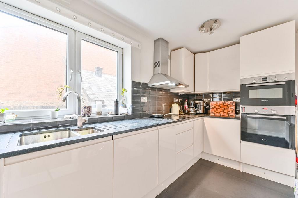 Apartment in London, St. John's Wood - View 5