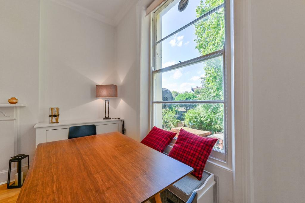 Apartment in London, Kensal Town, Maida Vale - More