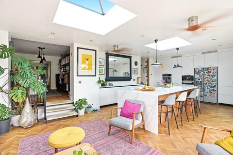 5 bedroom detached bungalow for sale, Leeds Road, Leeds, LS25