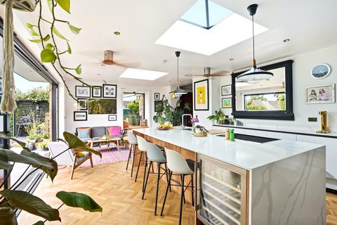 5 bedroom detached bungalow for sale, Leeds Road, Leeds, LS25