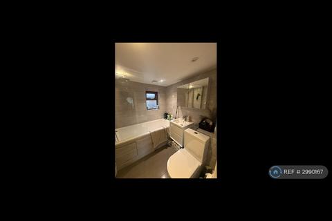 1 bedroom in a house share to rent, The Cottage, Hillingdon, UB8