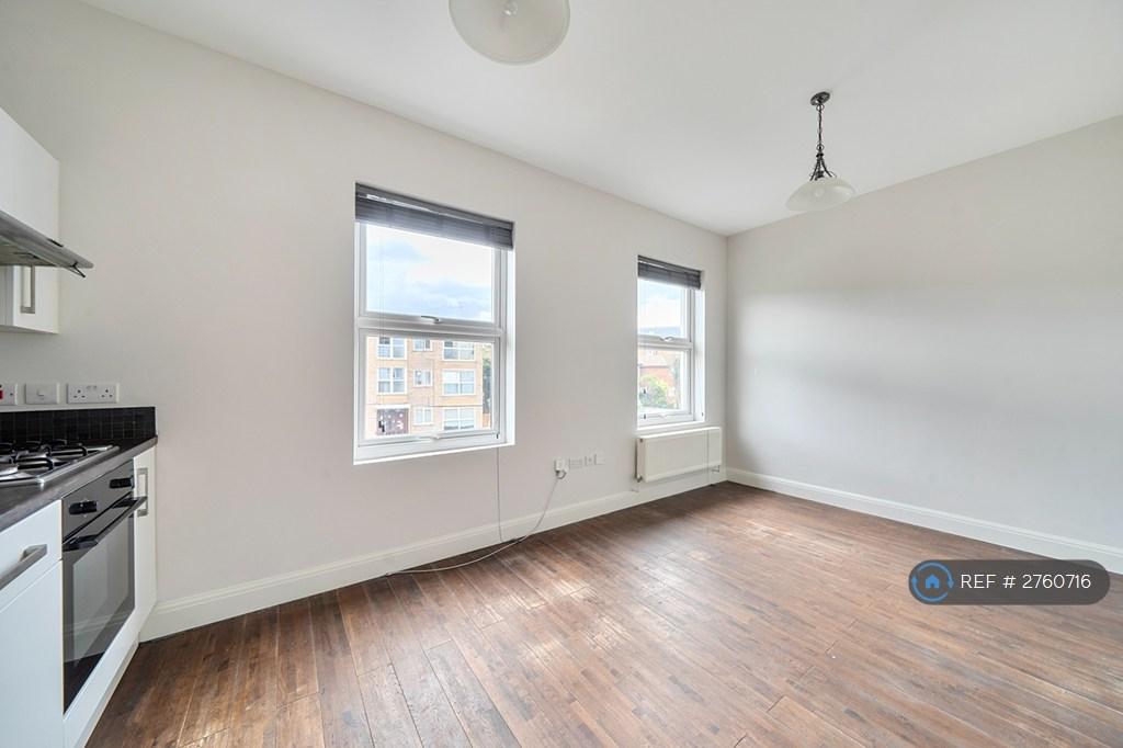 Apartment in London - View 4